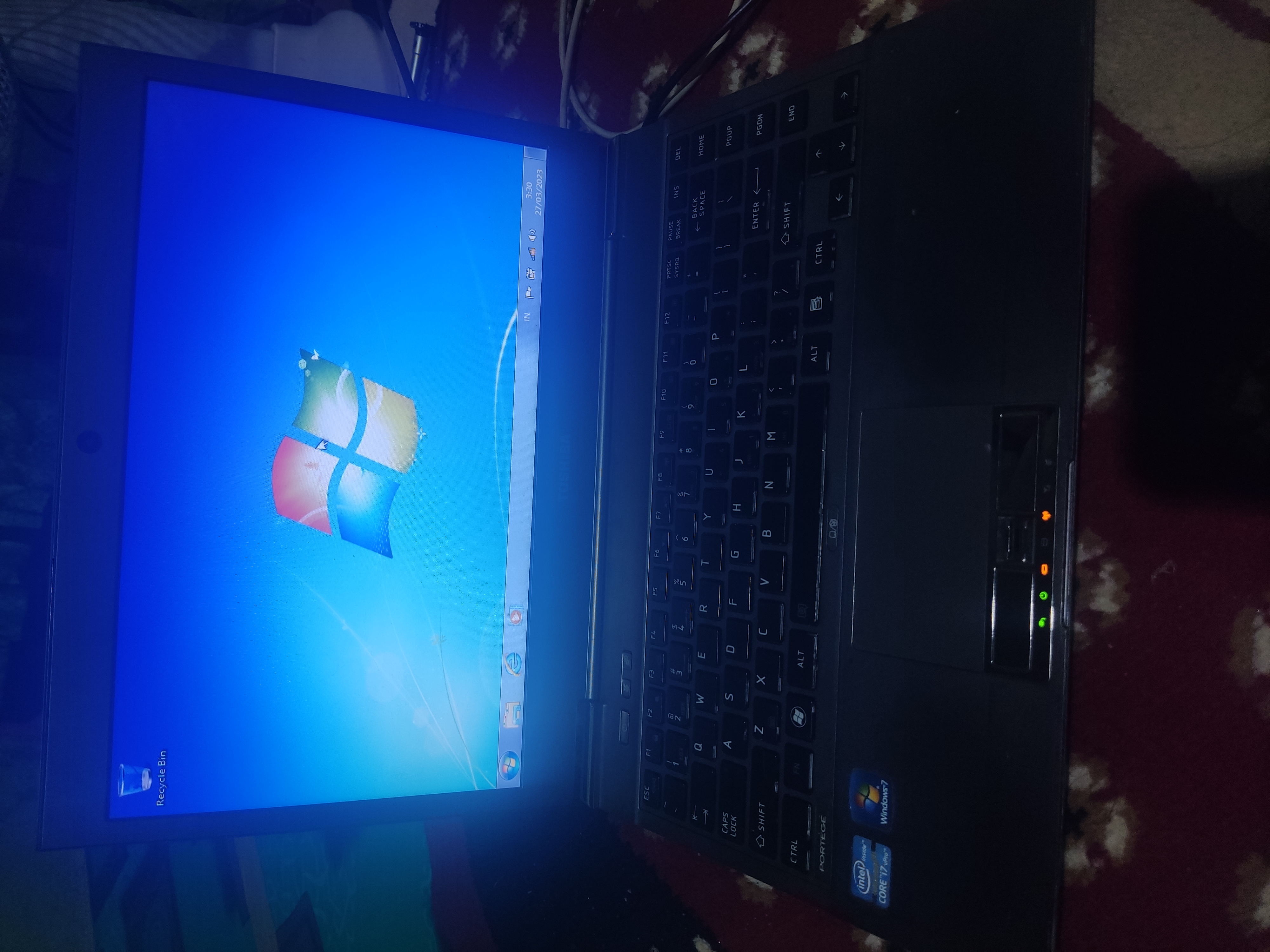 Laptop Second Toshiba Portage z830 core i7