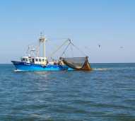 Perahu Penangkap Ikan dan Alat Penangkap